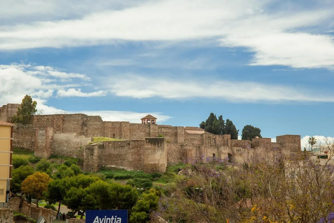 C67 - Shiny 6 Bedrooms In Plaza De La Merced Malaga